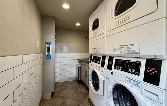 1 bed, 1 bath, 568 sqft, $1,500