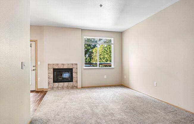 1 bed, 1 bath, 728 sqft, $1,675, Unit D203