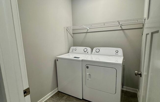 3 beds, 2.5 baths, $2,195