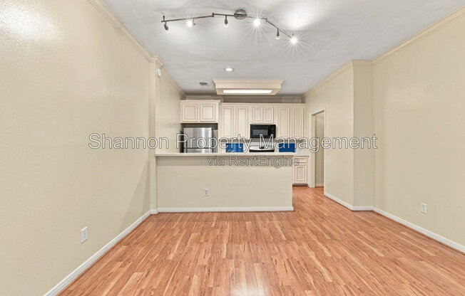 2 beds, 1.5 baths, 1,230 sqft, $2,075