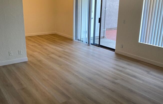 Poway Townhome @ Pomerado Pines!