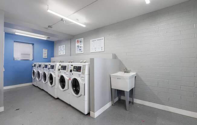 washers and dryers at Crosstown Phoenix, Phoenix