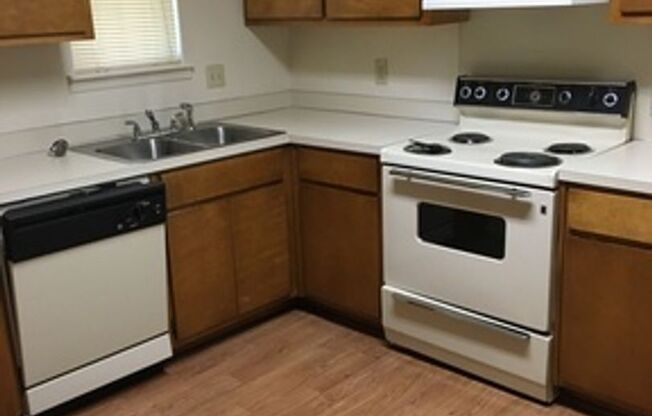 Essex Square Apartments