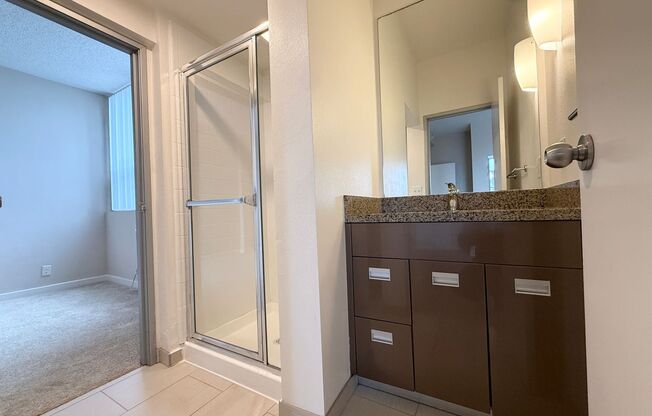3 beds, 2 baths, 950 sqft, $2,395, Unit 314
