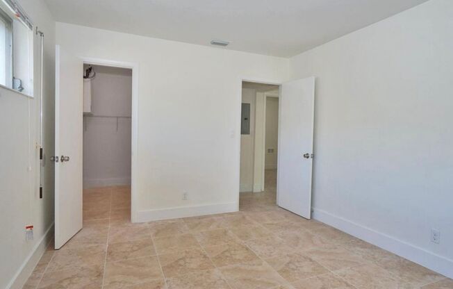 2 beds, 1 bath, 819 sqft, $2,095, Unit Unit 3