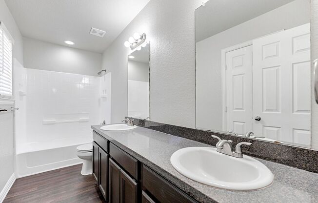 3 beds, 2 baths, 1,110 sqft, $1,495, Unit T317-201