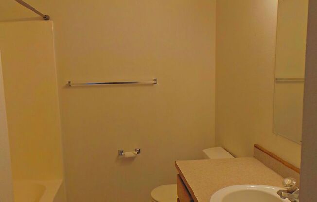 931-B SE Ely St