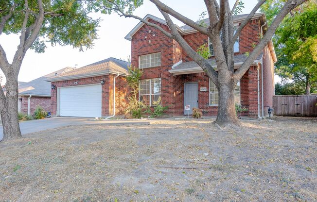 Elegant home with wooden floors, Ceramic tiles. Solar Panels will reduce your monthly electricity bill to extremely lower value
