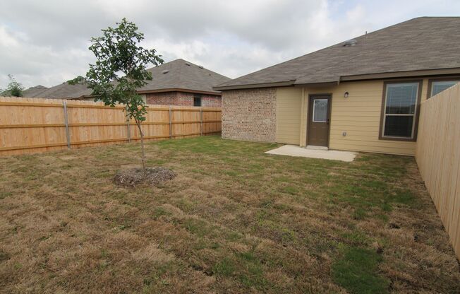 3 beds, 2 baths, $1,595