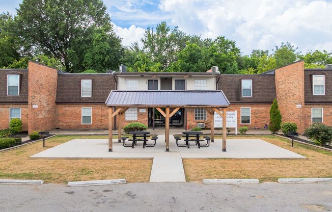 Chateau Royale Apartments