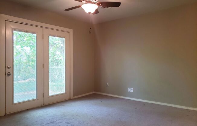"Live in Style Minutes Away from OU Campus: Your Dream Home Awaits!"