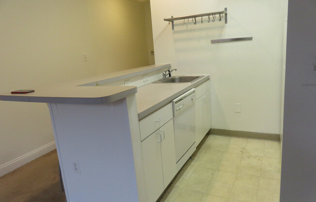 1211 Locust St