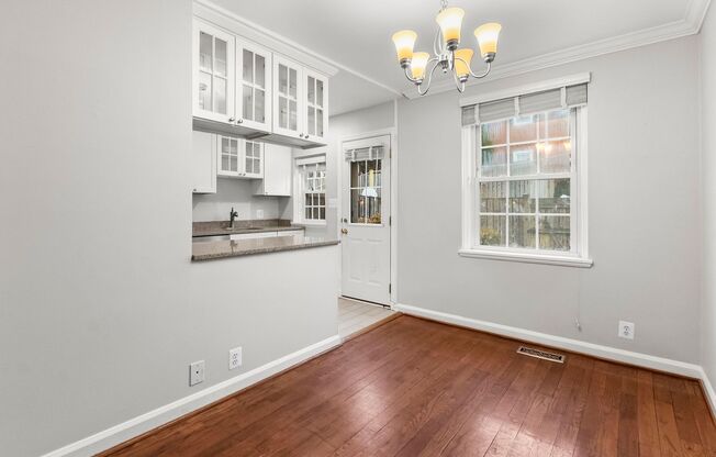 Fully Renovated 2BR/2BA with Finished Lower Level & Private Patio in Arlington
