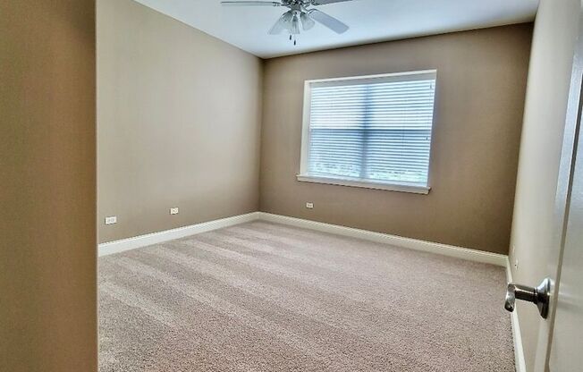 2 beds, 2 baths, 1,474 sqft, $2,600, Unit 322