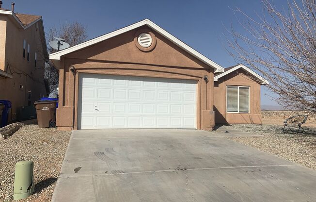 4 beds, 2 baths, $1,750