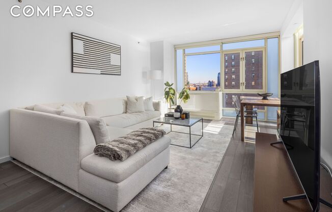 1 bed, 1 bath, 729 sqft, $5,350, Unit 10G