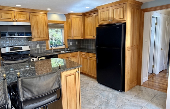 47 CIRCUIT LN