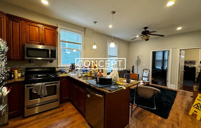 719 Parker St Apt 1A