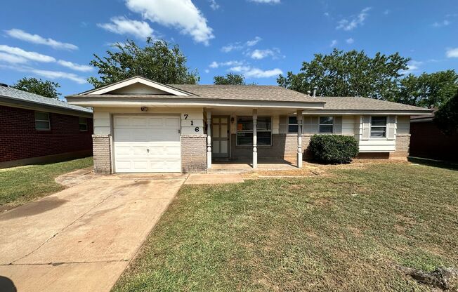 4 bed 1.5 bath in Moore