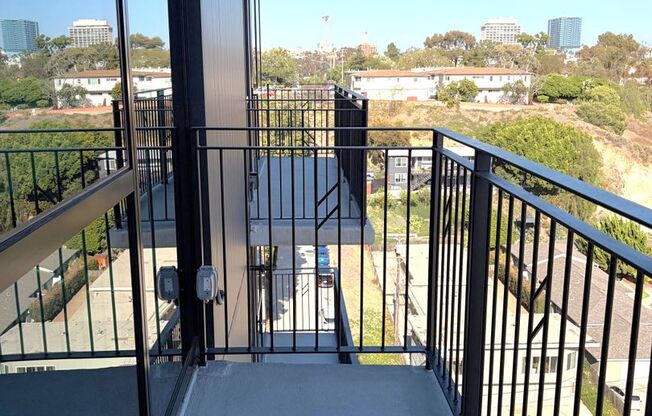 Studio, 1 bath, 422 sqft, $2,495, Unit 908