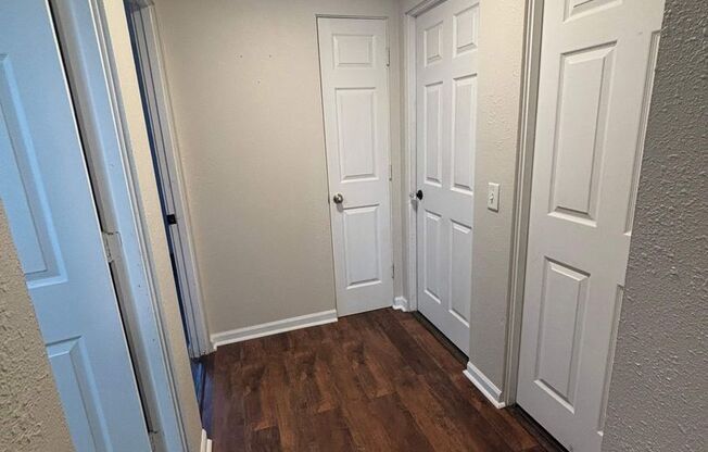 3 beds, 1 bath, $2,000