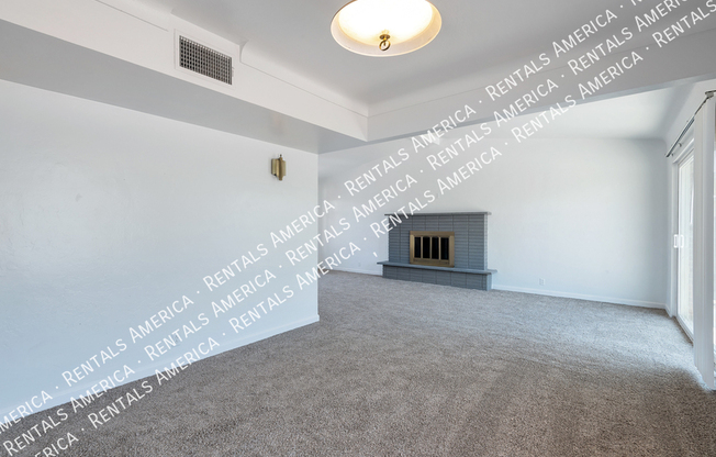 3344 E 2 ST