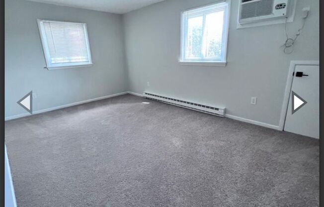 2 beds, 1 bath, $1,825, Unit E05