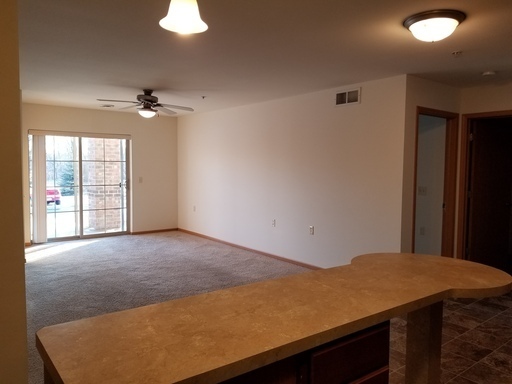 3 beds, 2 baths, 1,280 sqft, $1,699.99, Unit 533-204
