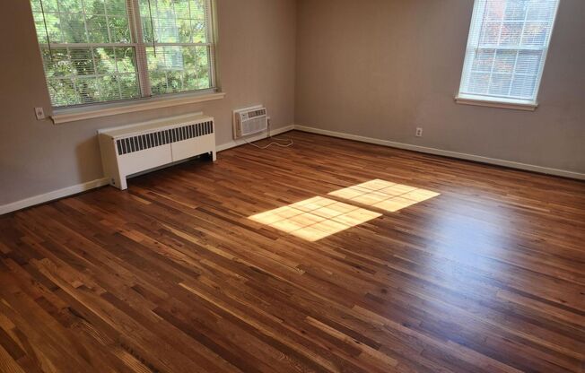 1 bed, 1 bath, 663 sqft, $2,050, Unit D-16