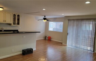 2 beds, 2 baths, 905 sqft, $2,500, Unit 12