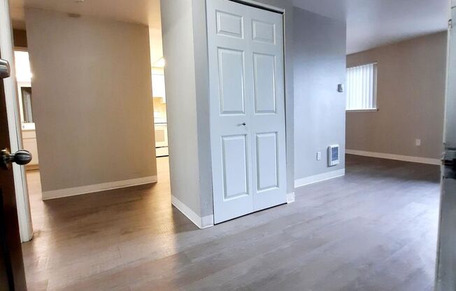 2 beds, 1 bath, 829 sqft, $1,750, Unit 411