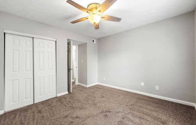 2 beds, 2 baths, 979 sqft, $1,250, Unit 3290S