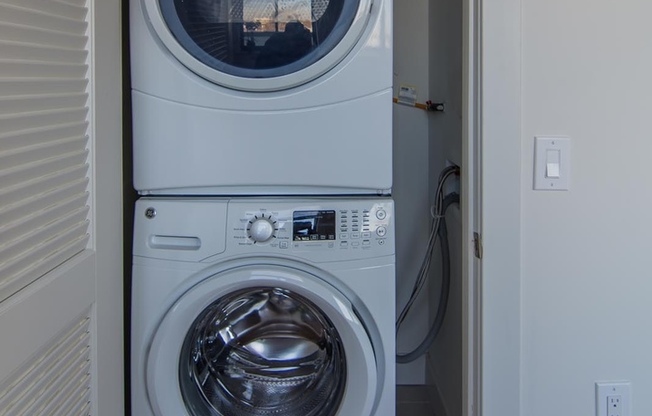 3 beds, 2 baths, 1,492 sqft, $3,895, Unit 3U