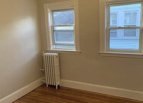 2 beds, 1 bath, 1,100 sqft, $2,050, Unit 3