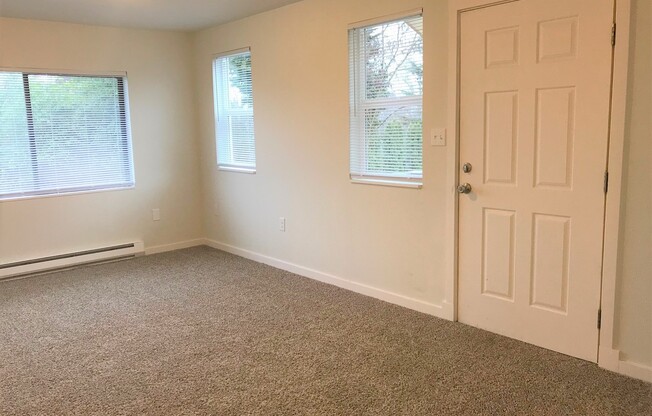 One Bedroom Cottage Duplex in Sheridan Park