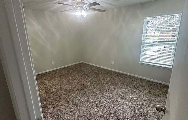 3 beds, 2 baths, 1,326 sqft, $1,870