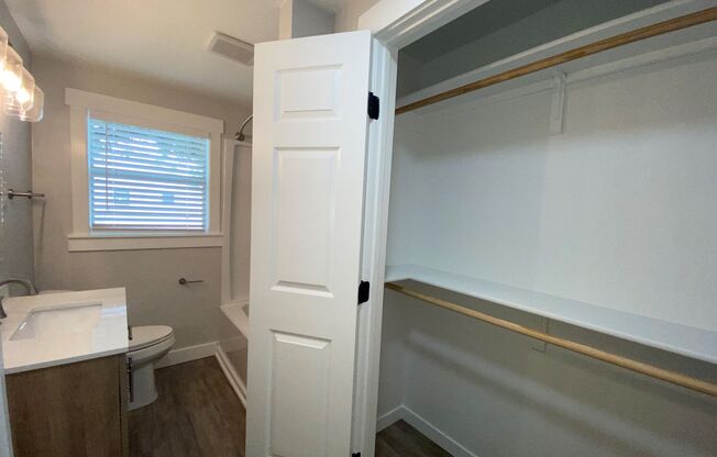 Studio, 1 bath, $995