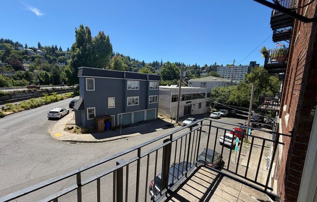 1 bed, 1 bath, 545 sqft, $1,295, Unit 303