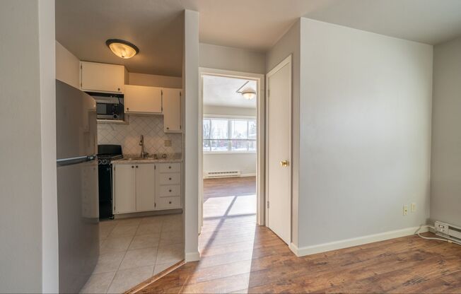 1 bed, 1 bath, 375 sqft, $699, Unit 1259 - 2