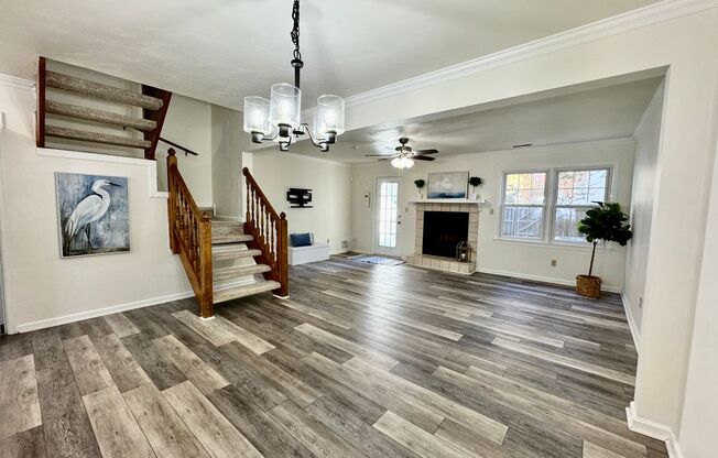 3 beds, 2.5 baths, $2,150
