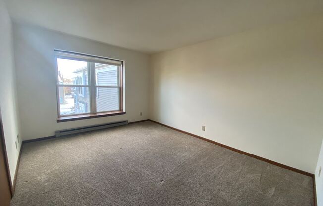 2 beds, 1 bath, 950 sqft, $1,795, Unit 7641CD