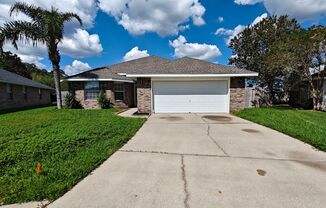 Spacious & Stylish 4 bedroom, 2 bath, Living on a Quiet Cul-de-Sac in Westland Oaks!