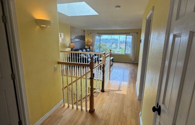 3BD/2BA HOME w/ attached garage near USD/College areas in San Diego!