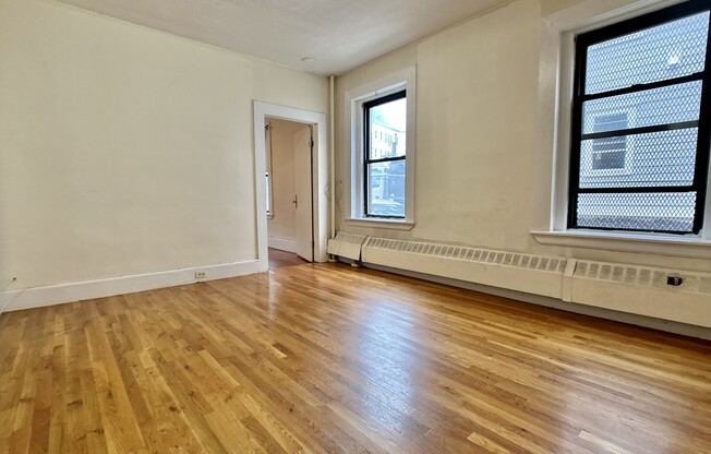 5 Glen Rd.