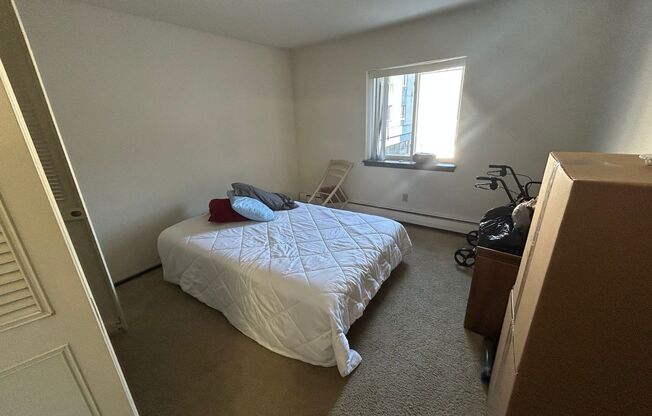 1 bed, 1 bath, $995, Unit 118