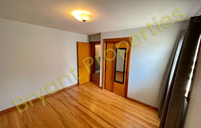 3 beds, 1 bath, $1,700