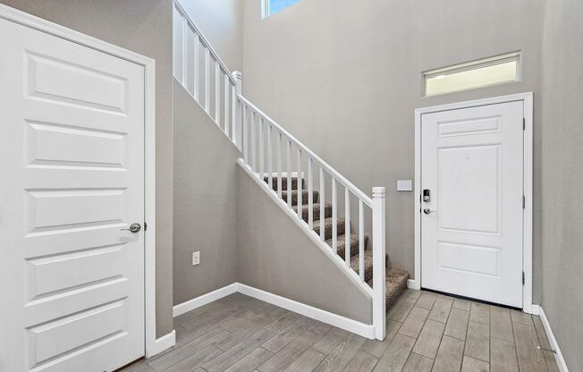 Solar home with a pool in Lucero (Estrella Mountain Ranch)