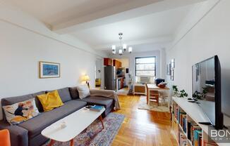 114 W 86th st