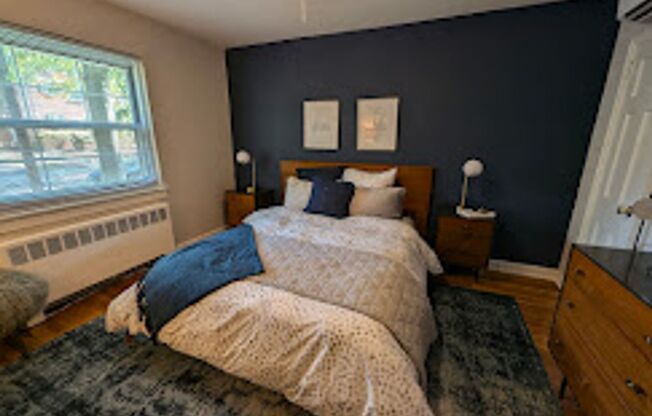 2 beds, 1 bath, 756 sqft, $1,825, Unit 234C