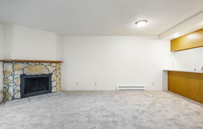 Spacious 2BD/1BBA near Northgate